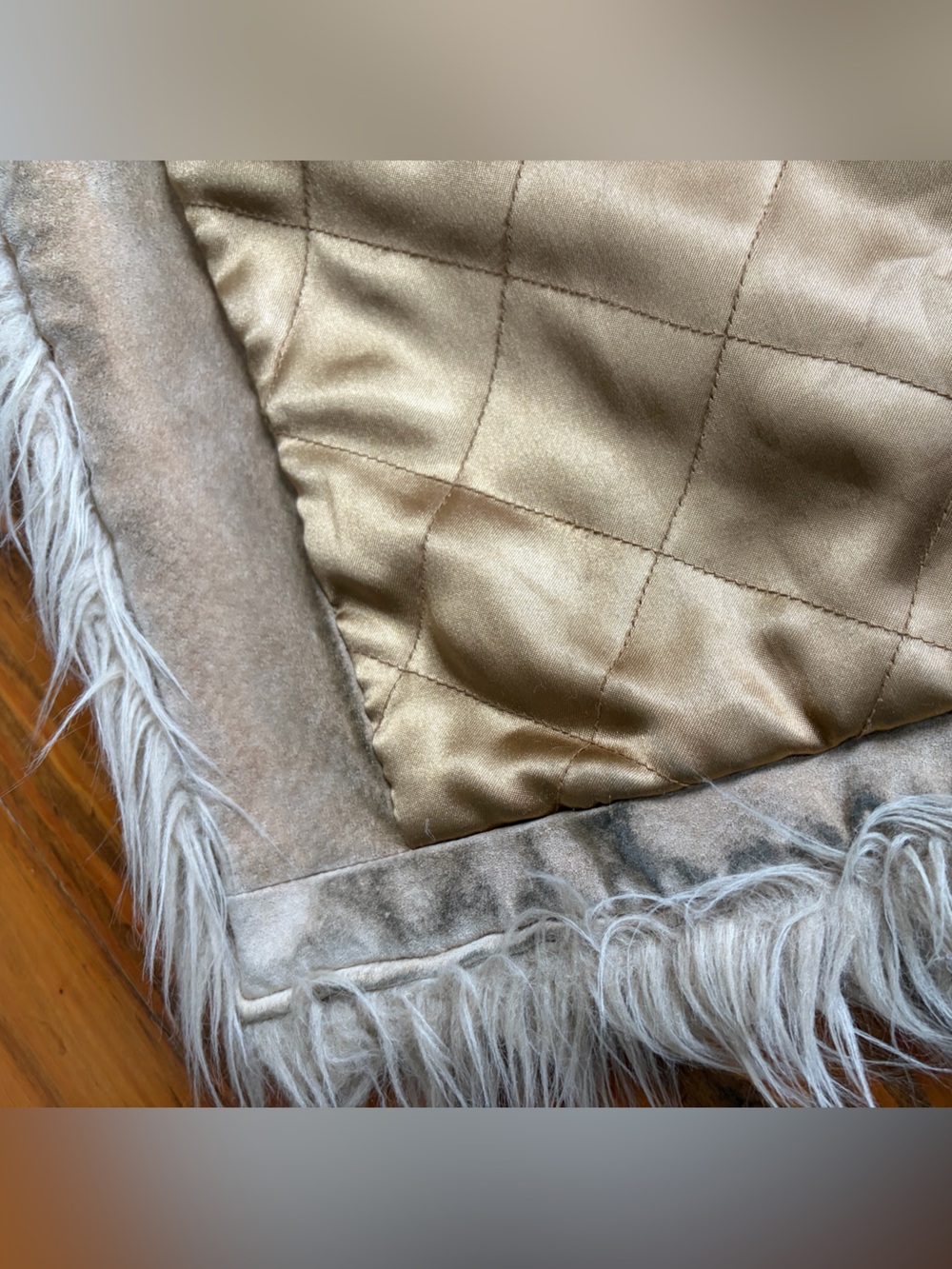 Bebe Vintage Penny Lane Y2K Faux Suede Fur Hooded Coat Size Small Tan Beige - Picture 9 of 15